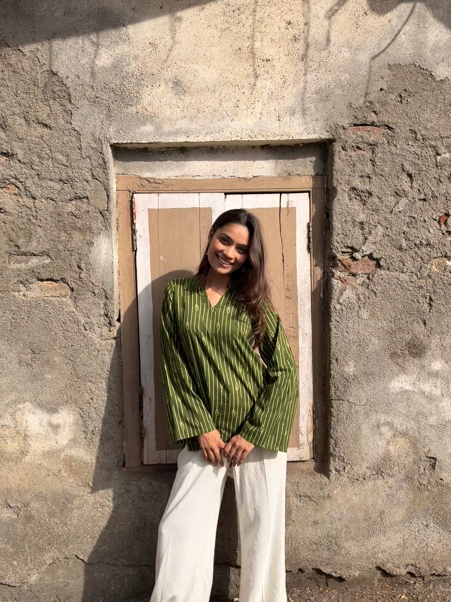 Kacchi kairi Kurti