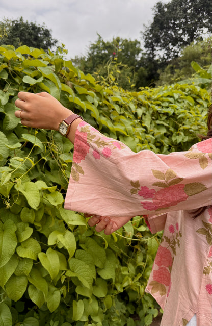 Gulabi Shaam Kurti
